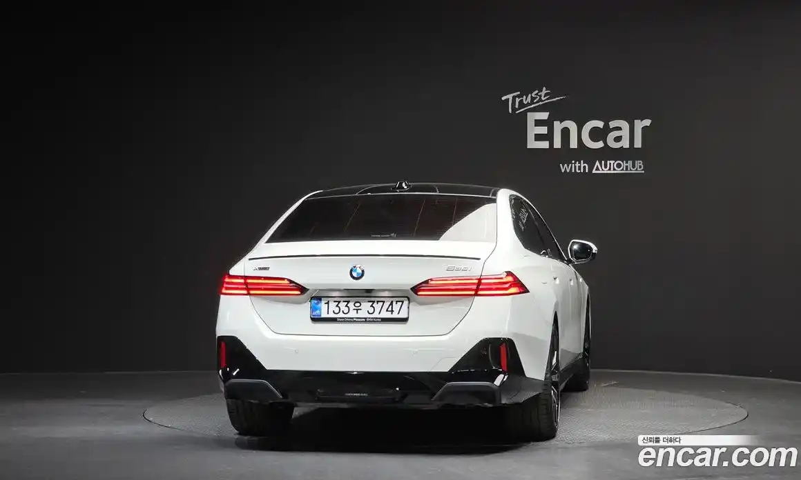 BMW 5-Series 2025 2.0 Автомат в Москве № 187259, фото 3