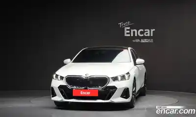 BMW 5-Series 2025 2.0 Автомат в Москве № 187259, миниатюра 9