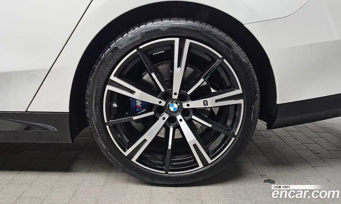 BMW 5-Series 2025 2.0 Автомат в Москве № 187259, фото 10