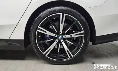 BMW 5-Series 2025 2.0 Автомат в Москве № 187259, миниатюра 10