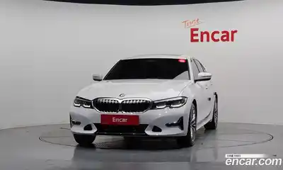 BMW 3-Series 2021 2.0 Автомат в Москве № 187748, миниатюра 3