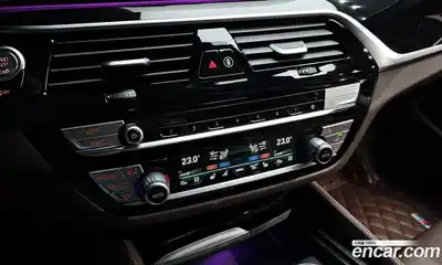 BMW 5-Series 2023 2.0 Автомат в Москве № 188443, миниатюра 2