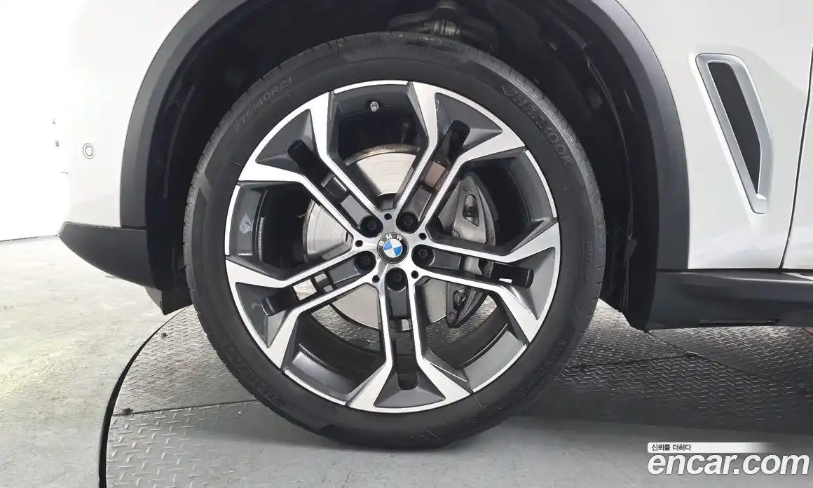 BMW X5 2023 3.0 Автомат в Москве № 189033, фото 5