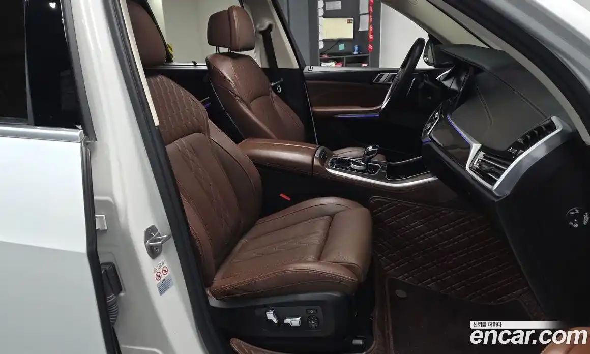 BMW X5 2023 3.0 Автомат в Москве № 189033, фото 9