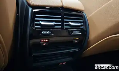 BMW 5-Series 2023 2.0 Автомат в Москве № 189035, миниатюра 12