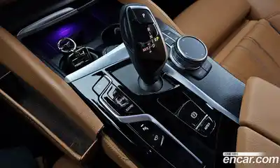 BMW 5-Series 2023 2.0 Автомат в Москве № 189035, миниатюра 8