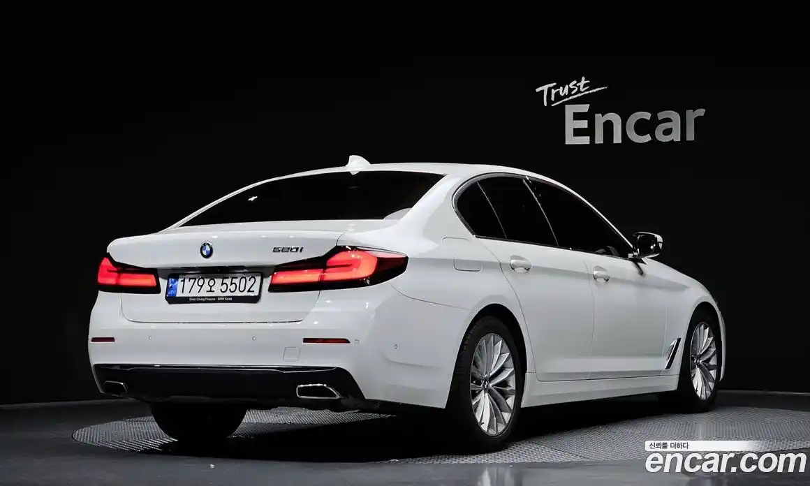 BMW 5-Series 2022 2.0 Автомат в Москве № 189741, фото 2