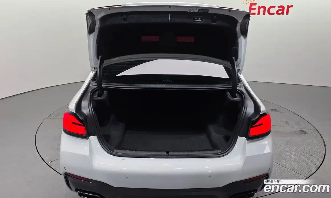 BMW 5-Series 2022 4.4 Автомат в Москве № 192028, фото 12