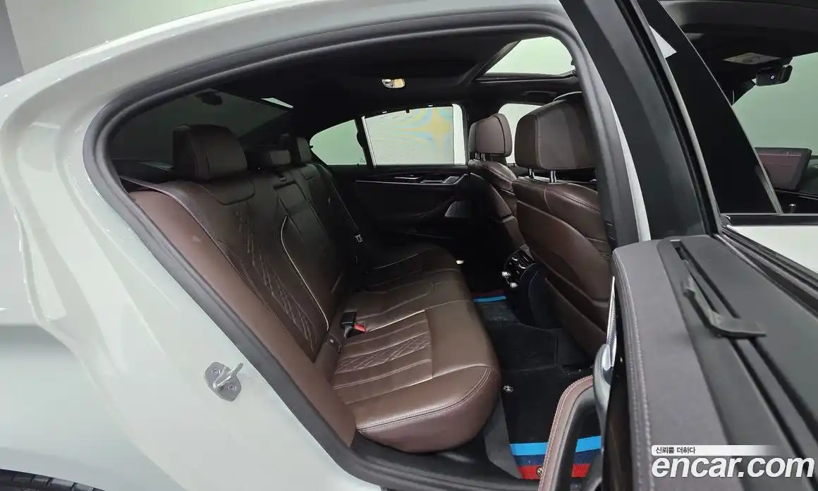 BMW 5-Series 2022 4.4 Автомат в Москве № 192028, фото 14