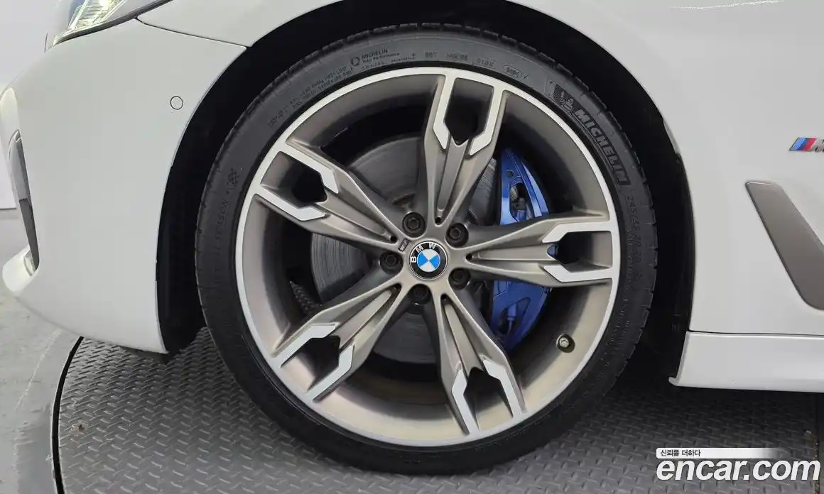 BMW 5-Series 2022 4.4 Автомат в Москве № 192028, фото 20