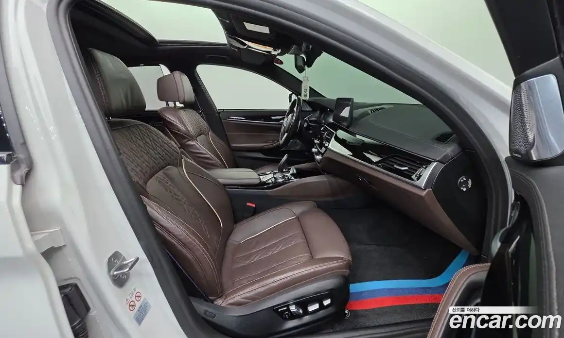 BMW 5-Series 2022 4.4 Автомат в Москве № 192028, фото 9