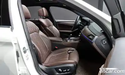 BMW 5-Series 2020 2.0 Автомат в Москве № 192079, миниатюра 11