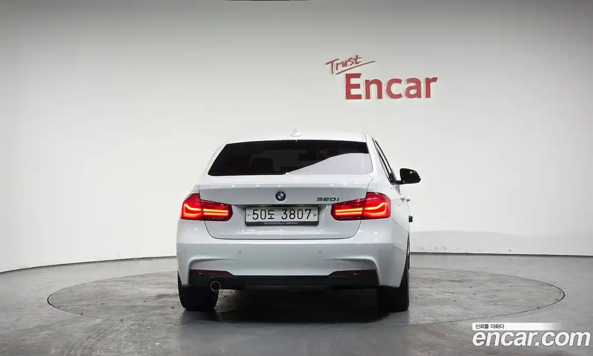 BMW 3-Series 2017 2.0 Автомат в Москве № 192211, фото 4