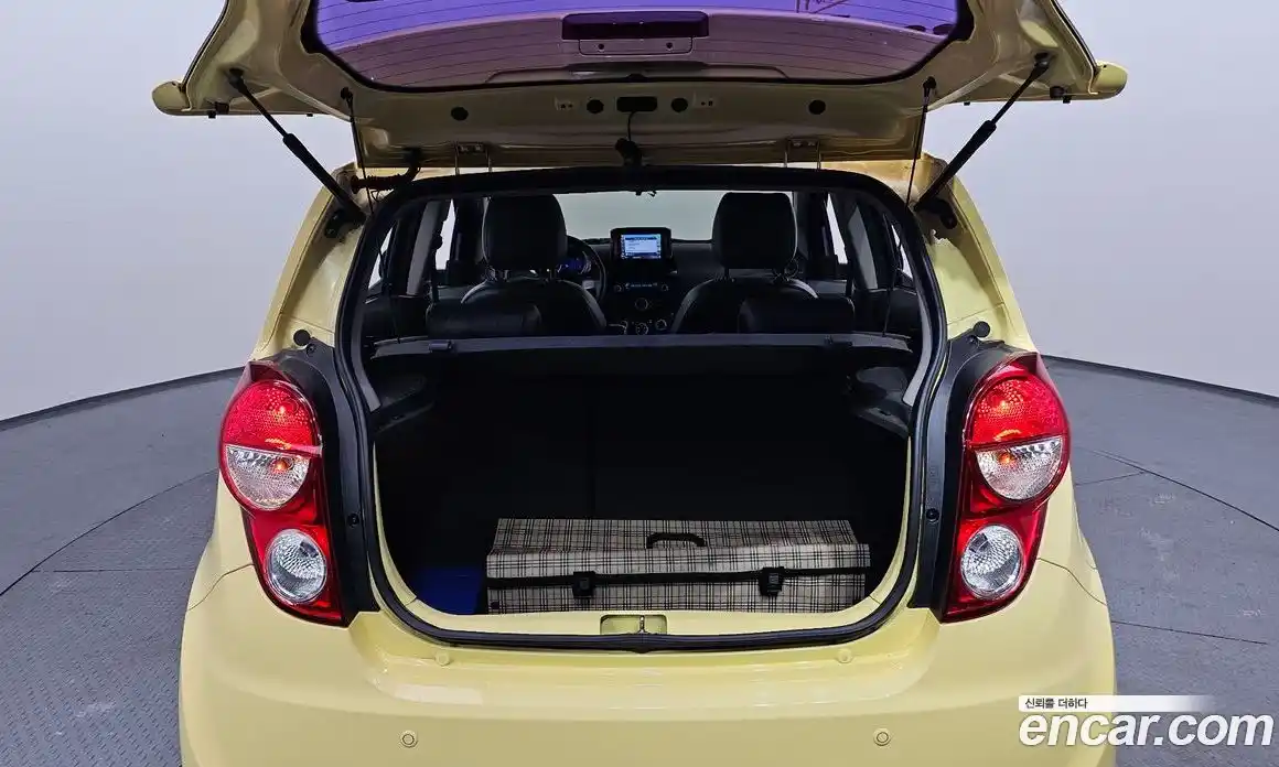 Chevrolet Spark 2014 1.0 Автомат в Москве № 19373, фото 20