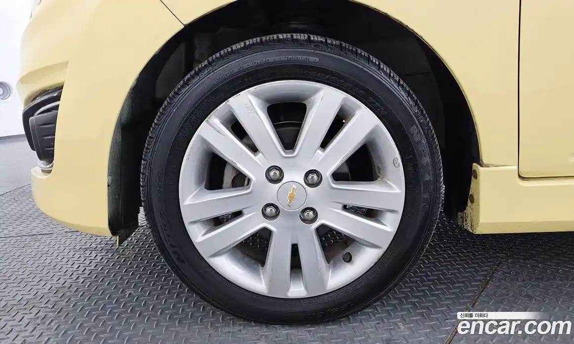 Chevrolet Spark 2014 1.0 Автомат в Москве № 19373, фото 9