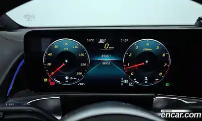 Mercedes-Benz GLB-Class 2021 2.0 Автомат в Москве № 195397, миниатюра 7