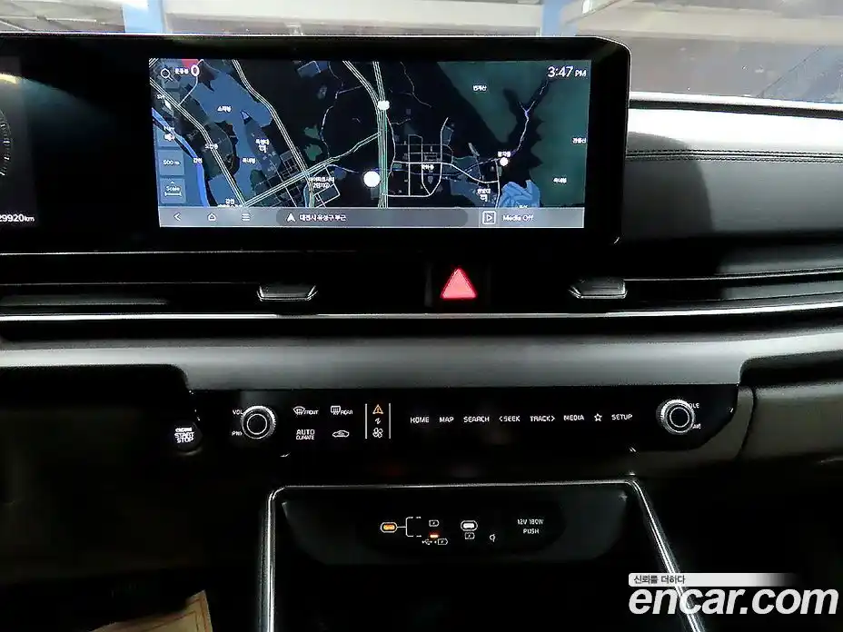 Kia Canival 2024 3.5 Автомат в Москве № 19541, фото 12