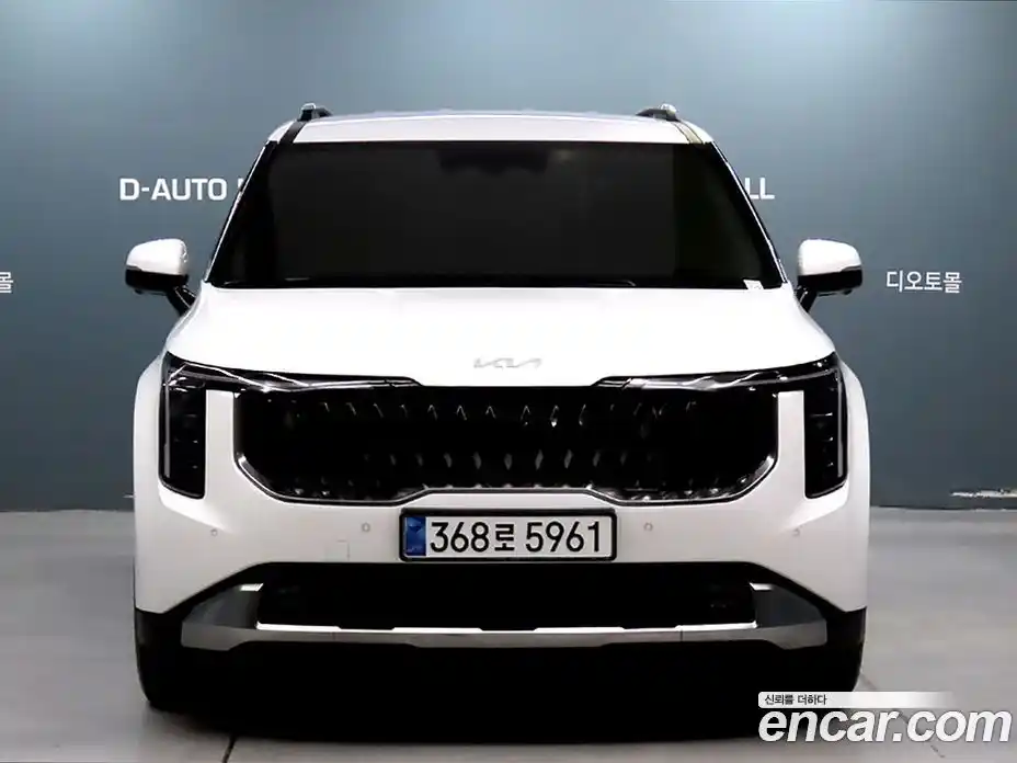 Kia Canival 2024 3.5 Автомат в Москве № 19541, фото 3