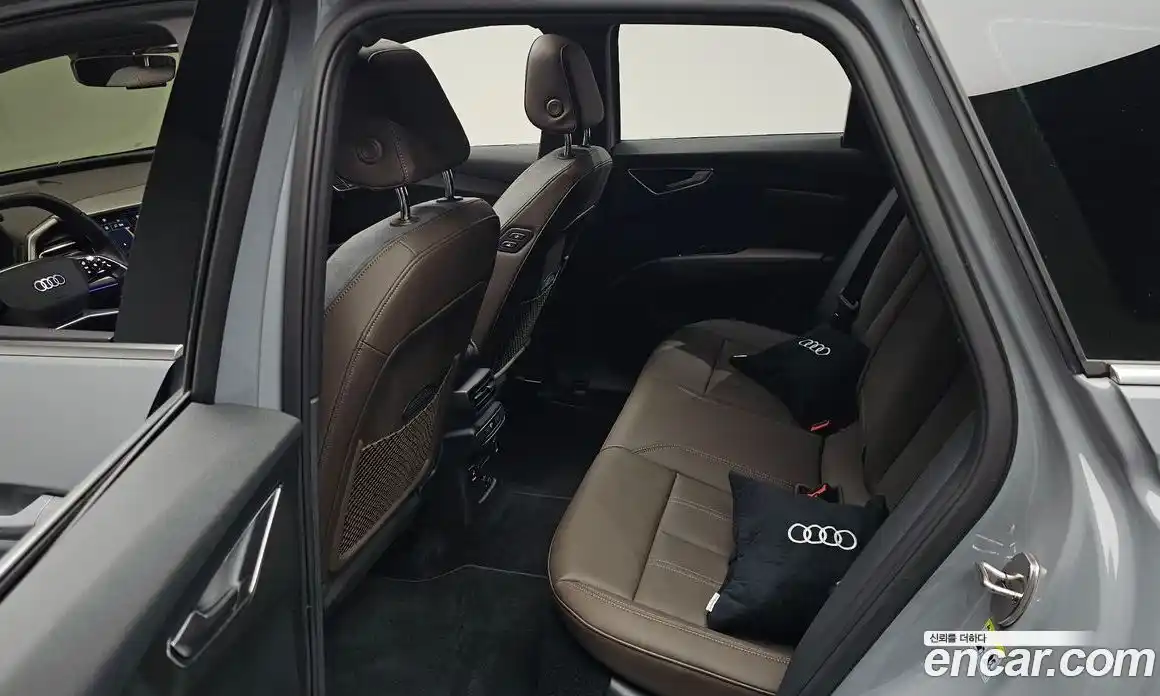 Audi Q4 e-tron 2023 0.2 Автомат в Москве № 195944, фото 20