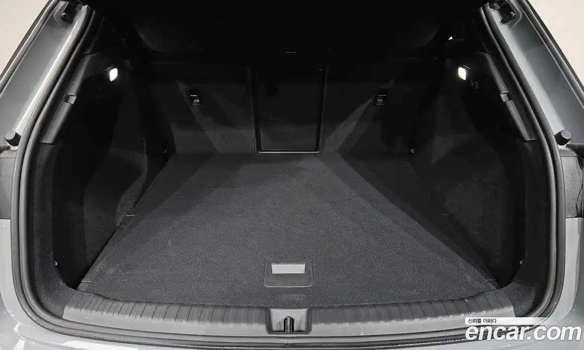 Audi Q4 e-tron 2023 0.2 Автомат в Москве № 195944, фото 4