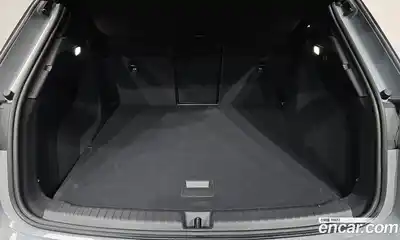 Audi Q4 e-tron 2023 0.2 Автомат в Москве № 195944, миниатюра 4