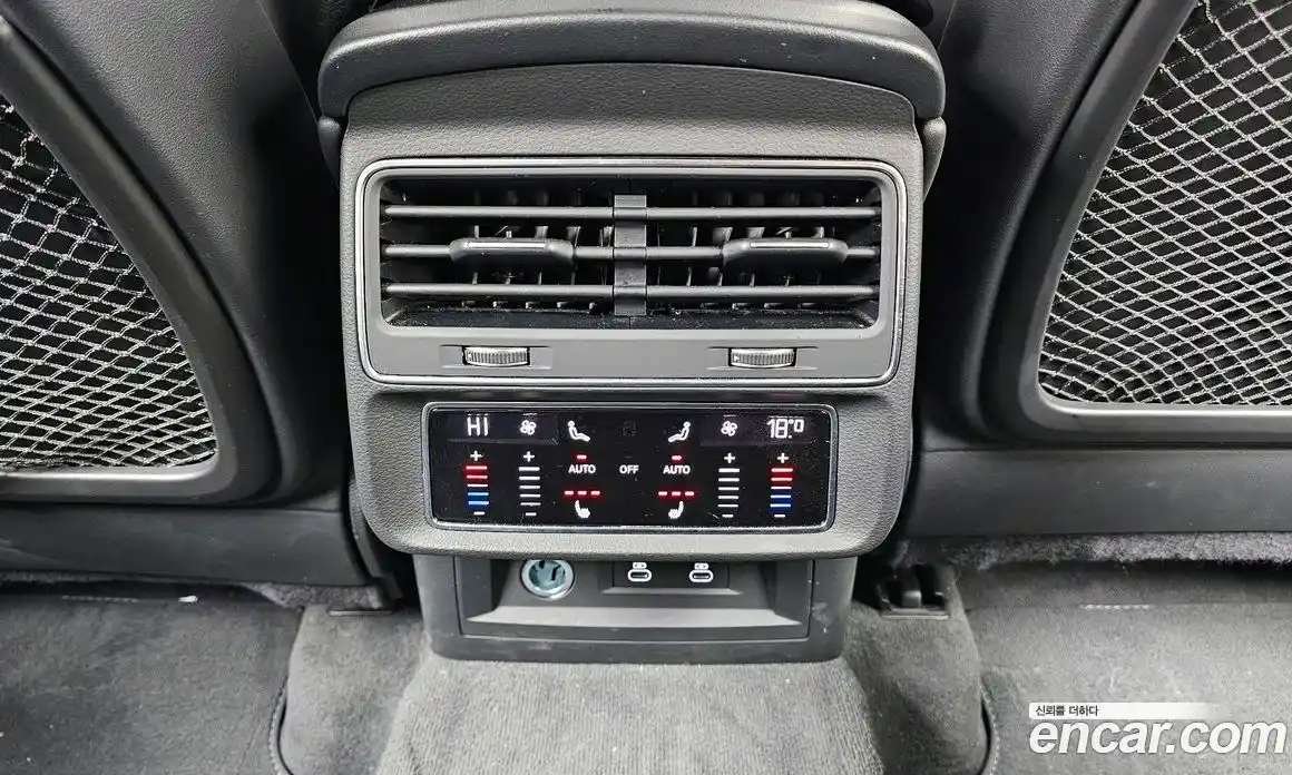 Audi Q7 2023 3.0 Автомат в Москве № 196265, фото 19