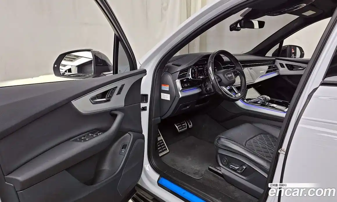 Audi Q7 2023 3.0 Автомат в Москве № 196265, фото 8