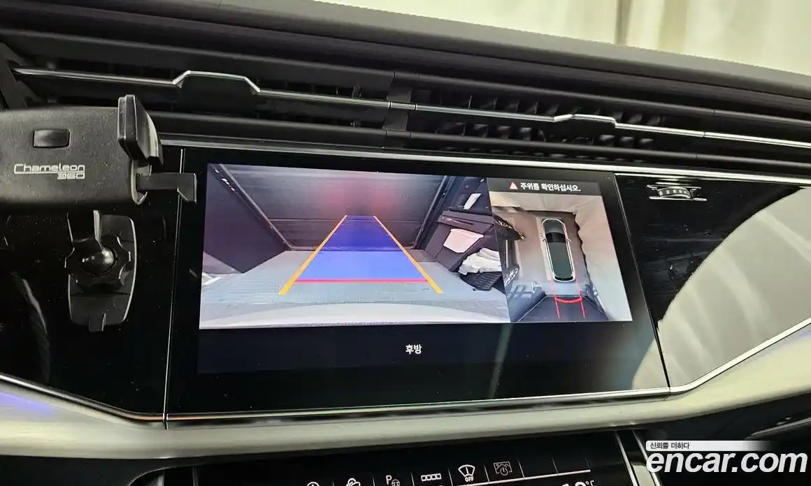 Audi Q7 2023 3.0 Автомат в Москве № 196265, фото 9