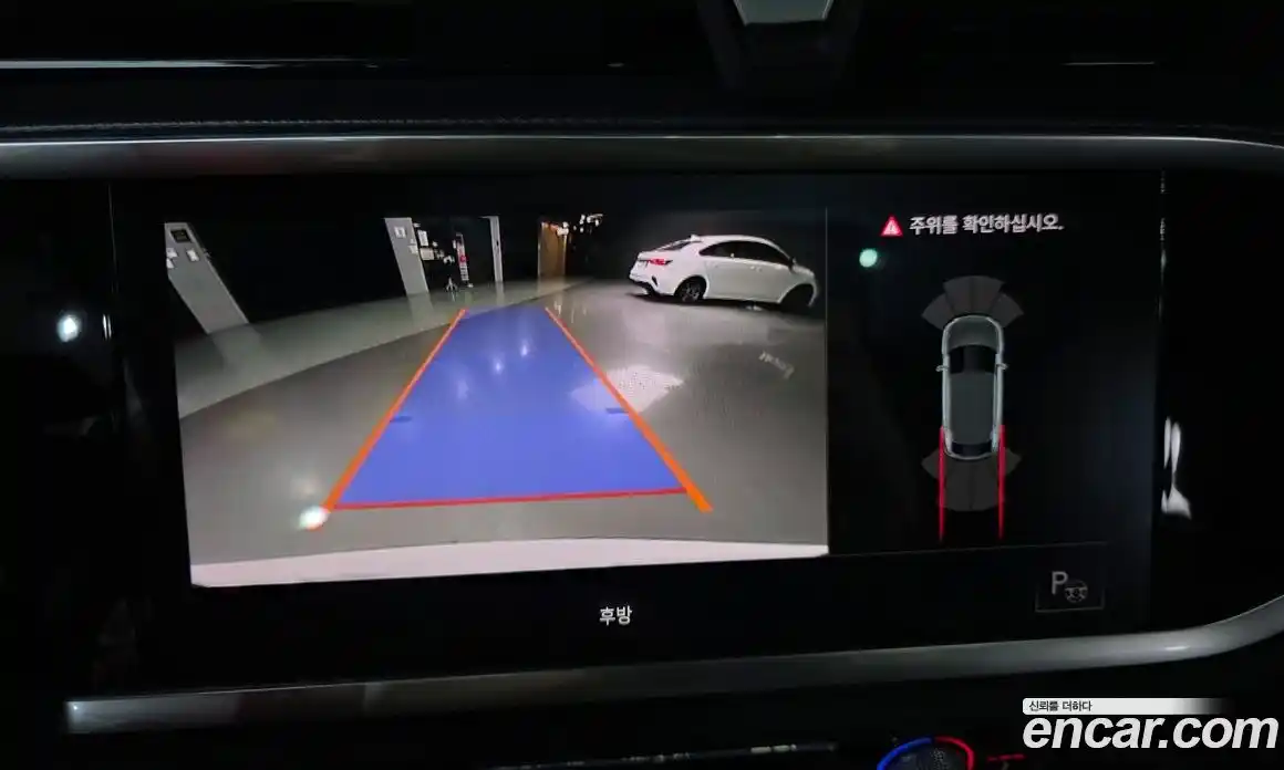 Audi Q3 2022 2.0 Автомат в Москве № 196294, фото 16