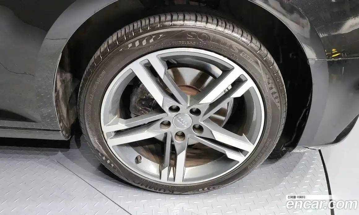 Audi A4 2019 2.0 Автомат в Москве № 196374, фото 17