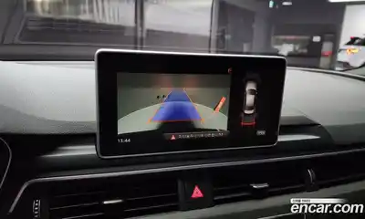 Audi A4 2019 2.0 Автомат в Москве № 196374, миниатюра 2