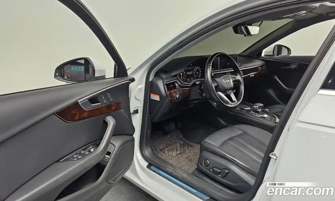 Audi A4 2016 2.0 Автомат в Москве № 196550, фото 2