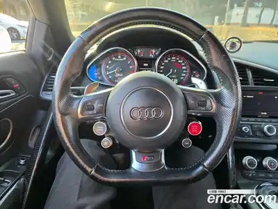 Audi R8 2015 5.2 Автомат в Москве № 196823, миниатюра 9