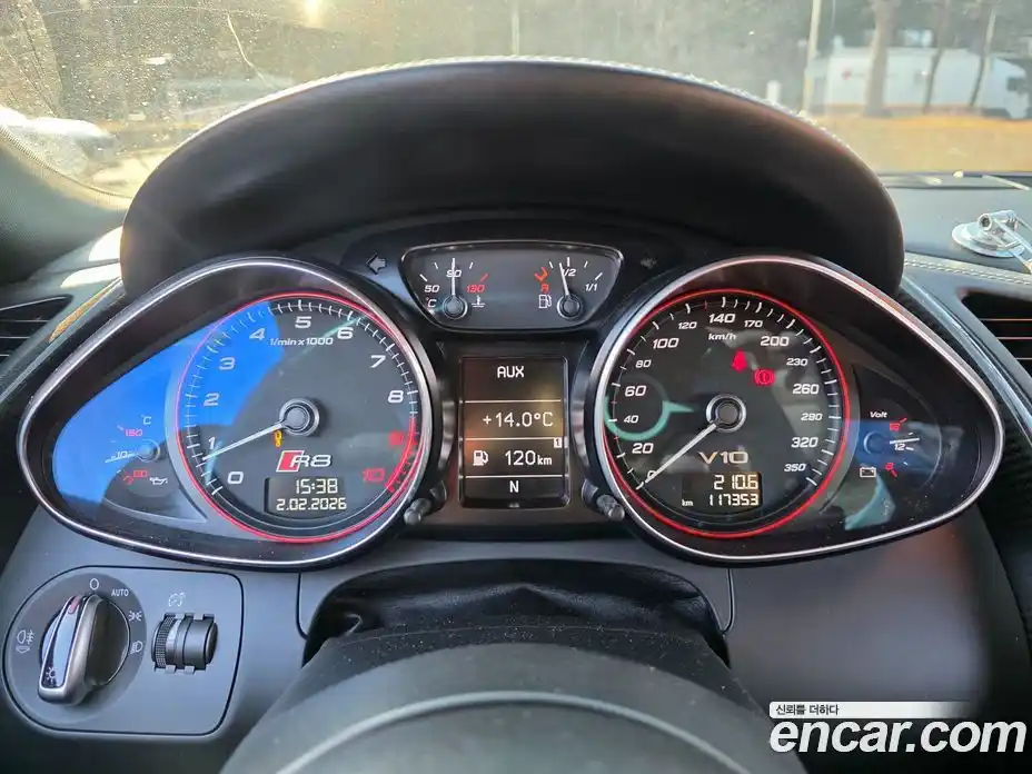 Audi R8 2015 5.2 Автомат в Москве № 196823, фото 10