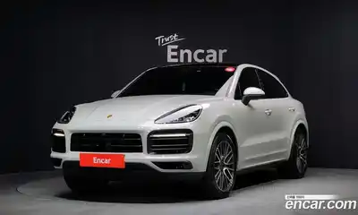 Porsche Cayenne, 2021