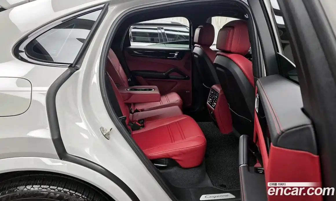 Porsche Cayenne 2021 3.0 Автомат в Москве № 197234, фото 12