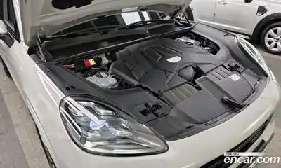 Porsche Cayenne 2021 3.0 Автомат в Москве № 197234, миниатюра 6