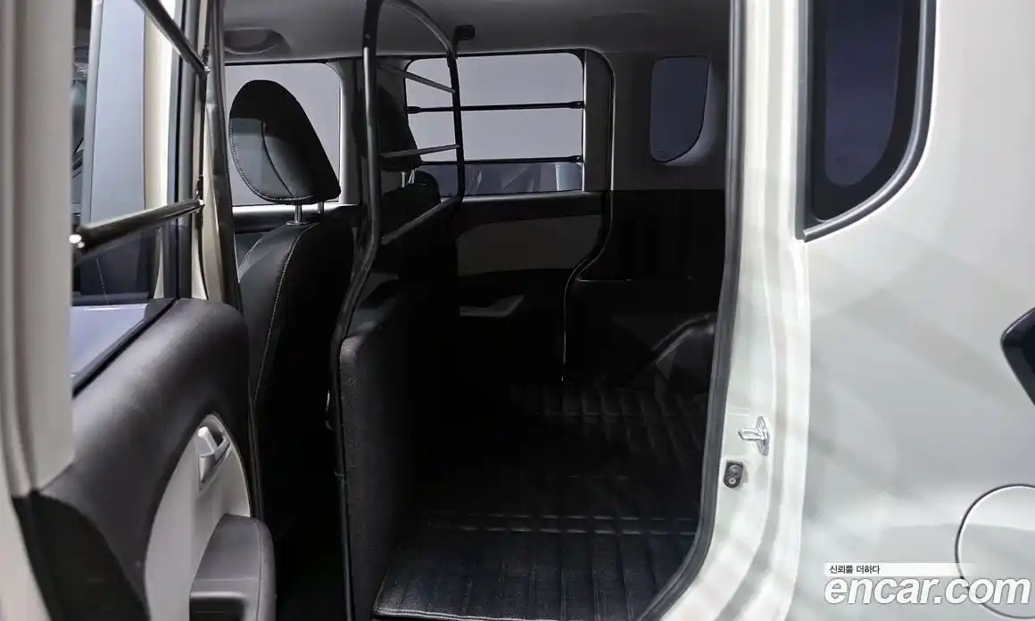 Kia Ray 2023 1.0 Автомат в Москве № 19757, фото 12