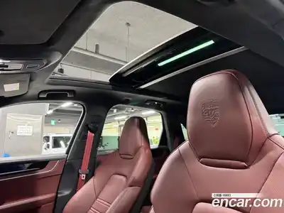 Porsche Cayenne 2024 3.0 Автомат в Москве № 197884, миниатюра 12