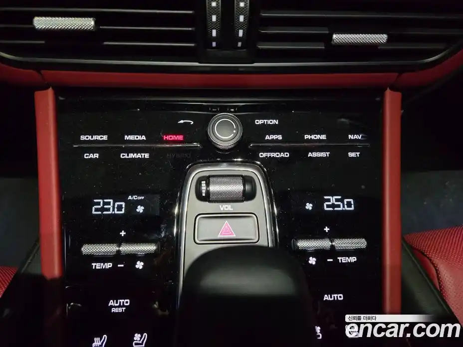 Porsche Cayenne 2023 3.0 Автомат в Москве № 197889, фото 16