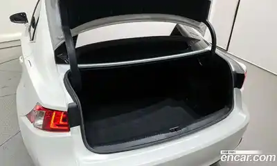 Lexus IS 2015 2.5 Автомат в Москве № 198775, миниатюра 2