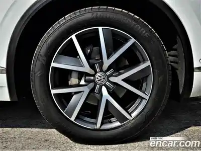 Volkswagen Touareg 2020 3.0 Автомат в Москве № 199185, миниатюра 5