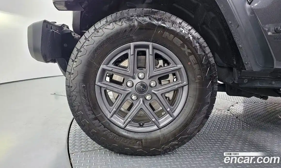 Jeep Wrangler 2024 2.0 Автомат в Москве № 199429, фото 15