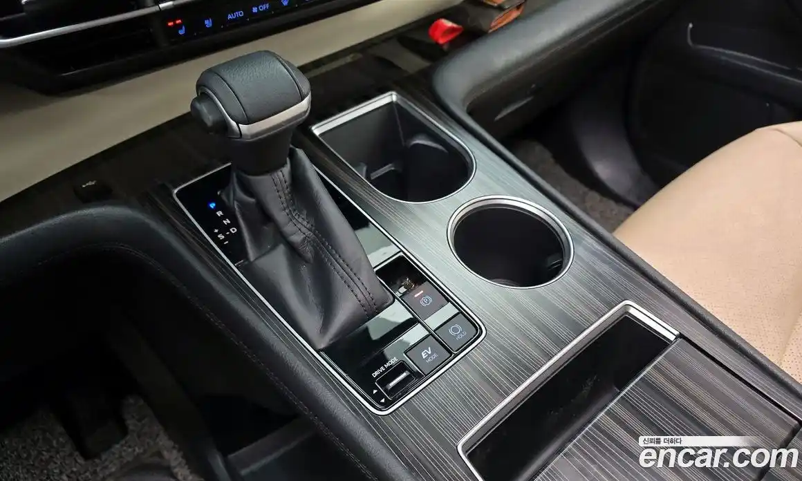 Toyota Sienna 2022 2.5 Автомат в Москве № 199554, фото 16