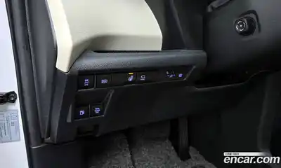 Toyota Sienna 2022 2.5 Автомат в Москве № 199554, миниатюра 6