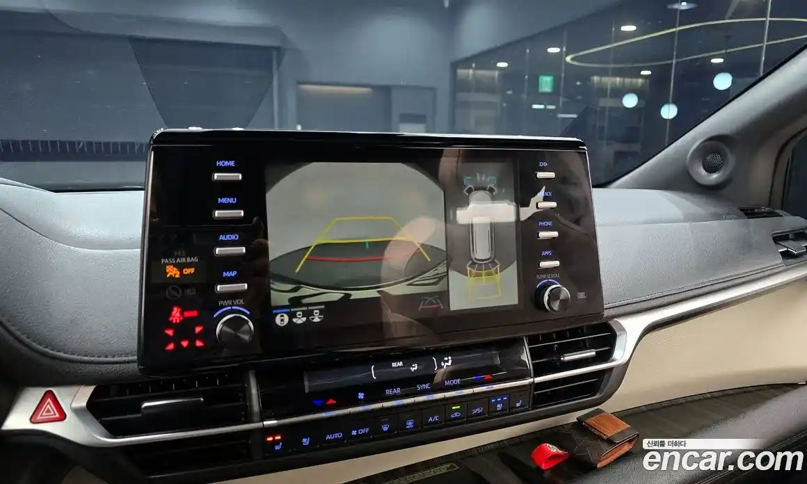 Toyota Sienna 2022 2.5 Автомат в Москве № 199554, фото 7