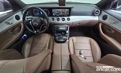 Mercedes-Benz E-Class 2021 2.0 Автомат в Москве № 204286, миниатюра 12
