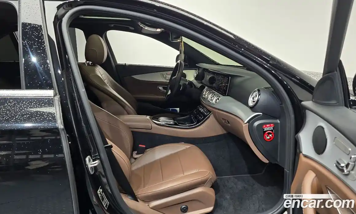 Mercedes-Benz E-Class 2021 2.0 Автомат в Москве № 204286, фото 14