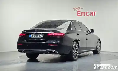 Mercedes-Benz E-Class 2021 2.0 Автомат в Москве № 204286, миниатюра 2