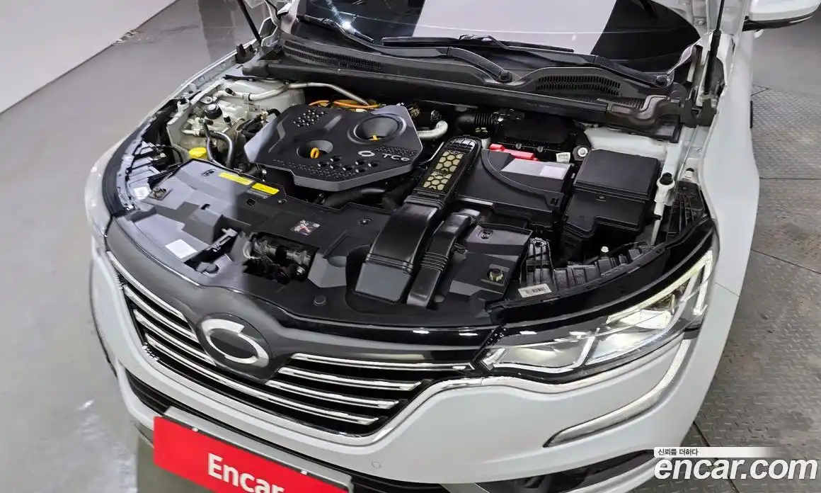 Renault SM6 2016 1.6 Автомат в Москве № 208733, фото 14